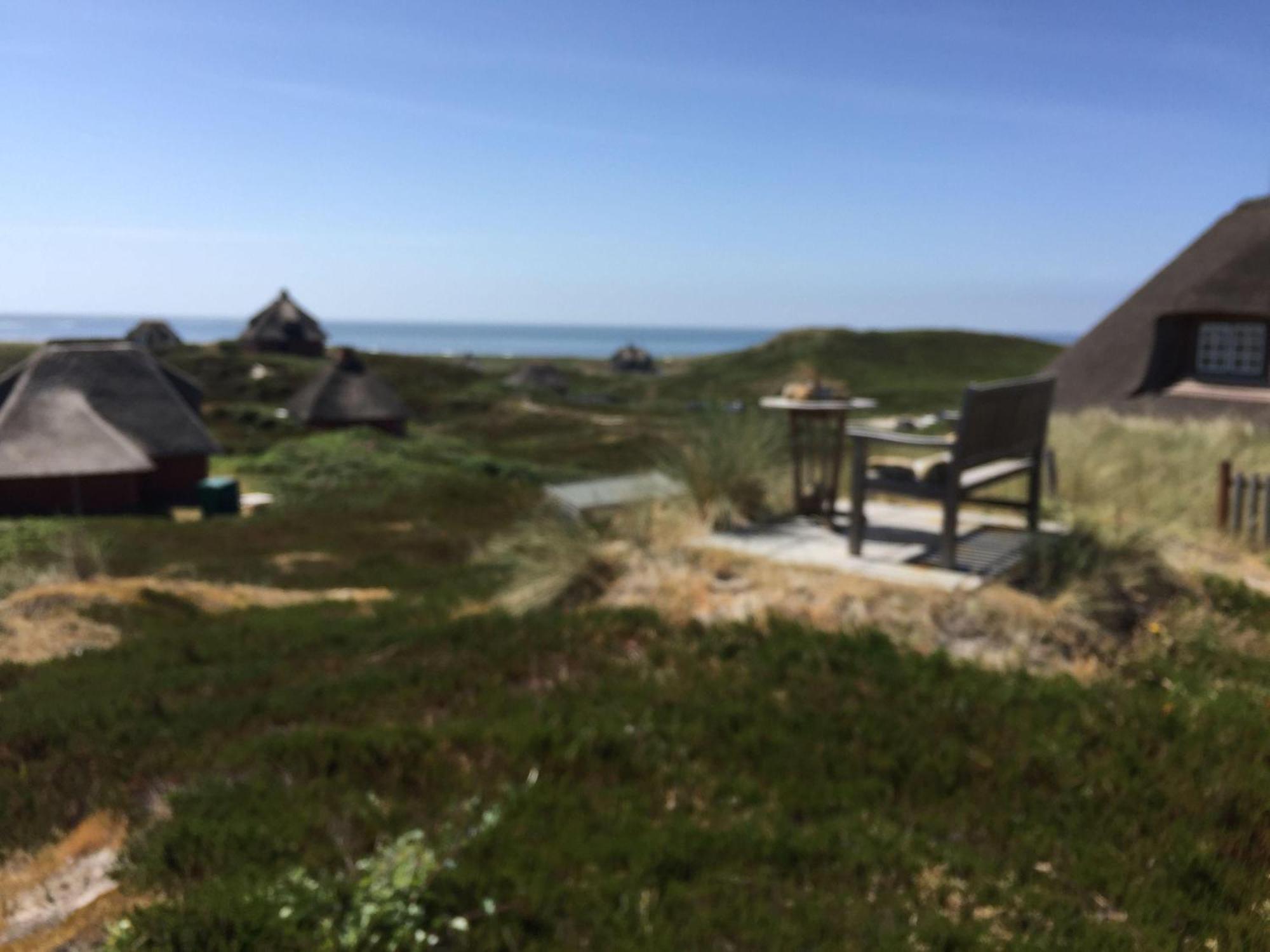 Meerblickhaus-hoppe-mit-panoramabank-auf-sylt *
