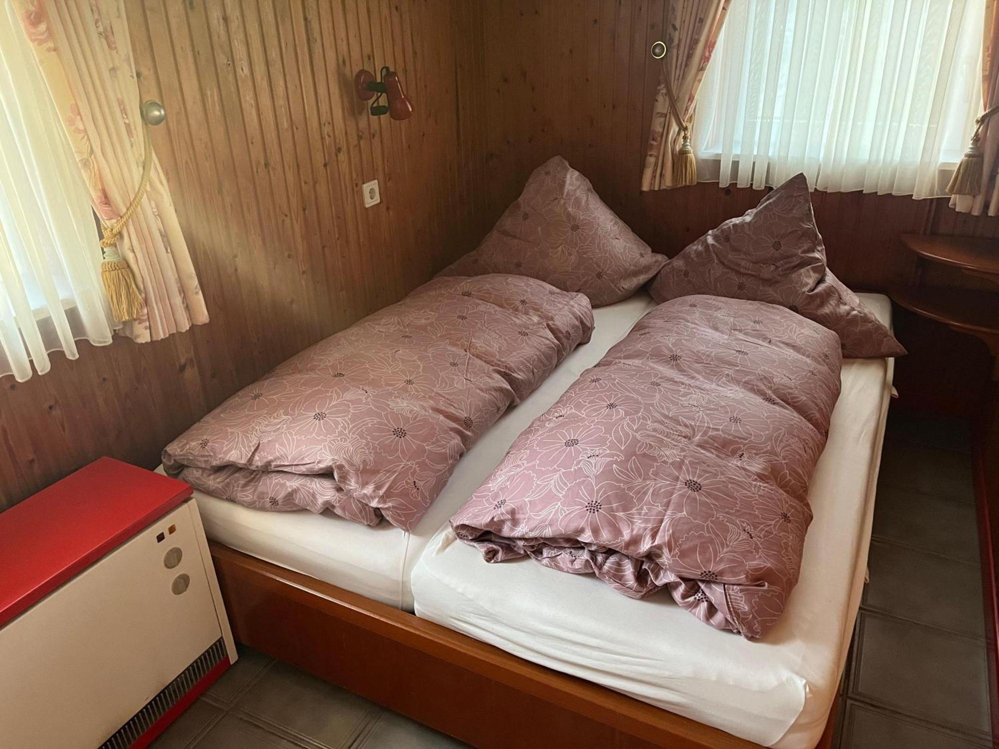 Meerblickhaus-hoppe-mit-panoramabank-auf-sylt